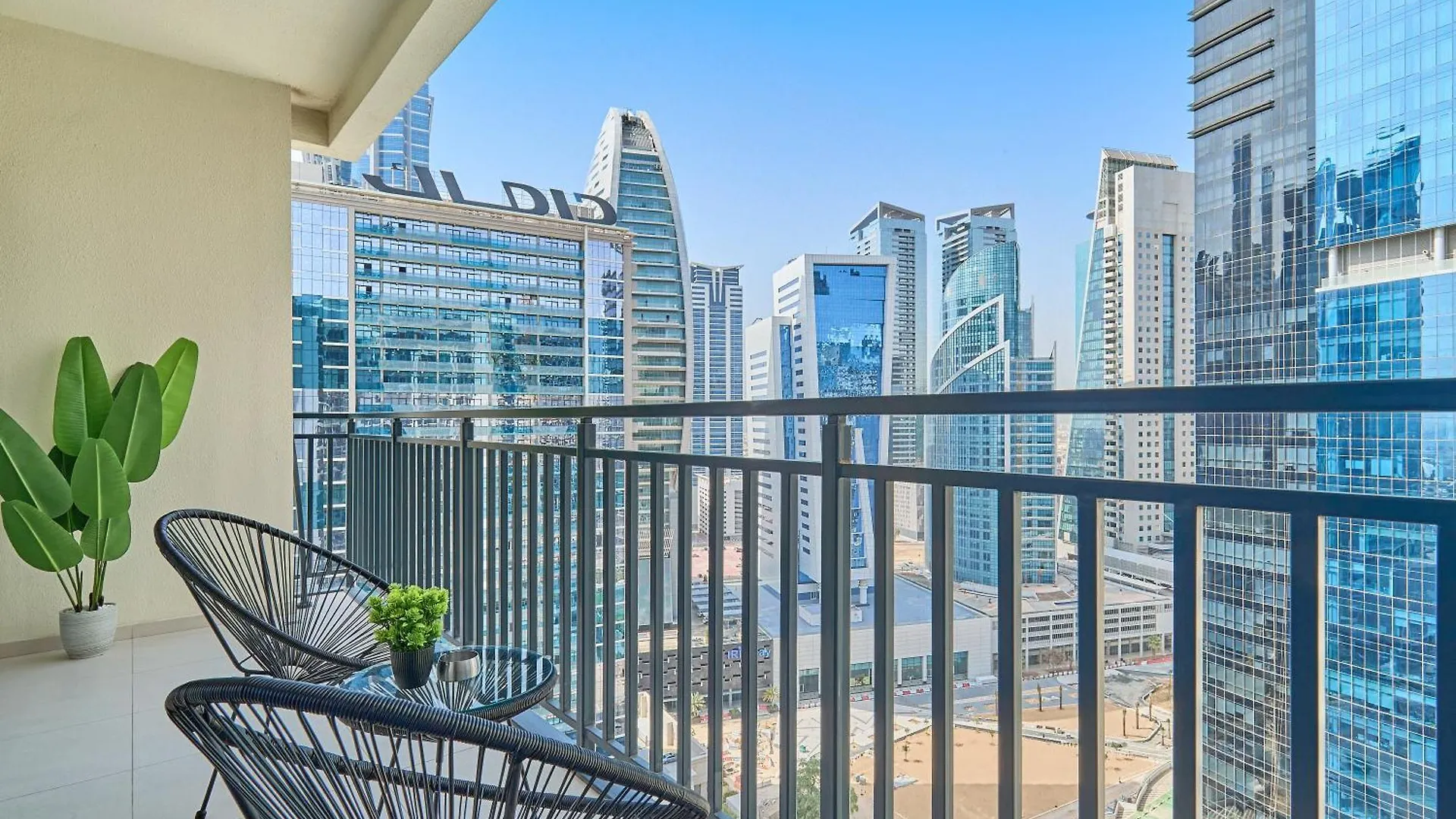 Bnbmehomes - Business Bay Beauty W City Views - 6181 Dubai 0*,  United Arab Emirates