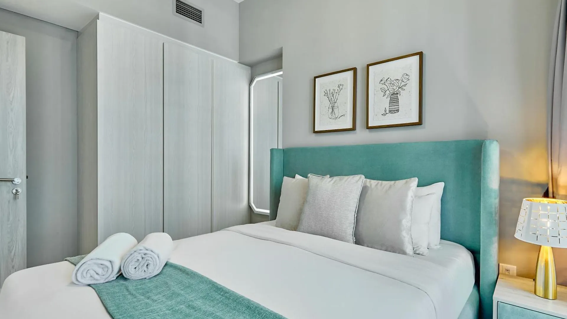 Bnbmehomes - Business Bay Beauty W City Views - 6181 Dubai