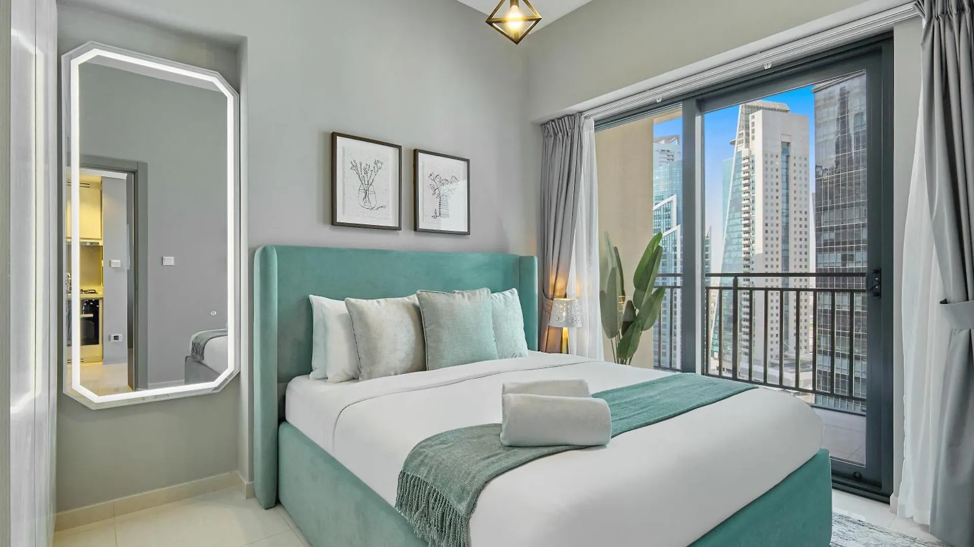 Bnbmehomes - Business Bay Beauty W City Views - 6181 Dubai 0*,
